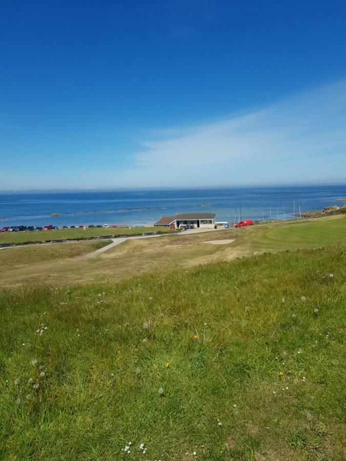 Poseidon'S Inn Lossiemouth ภายนอก รูปภาพ